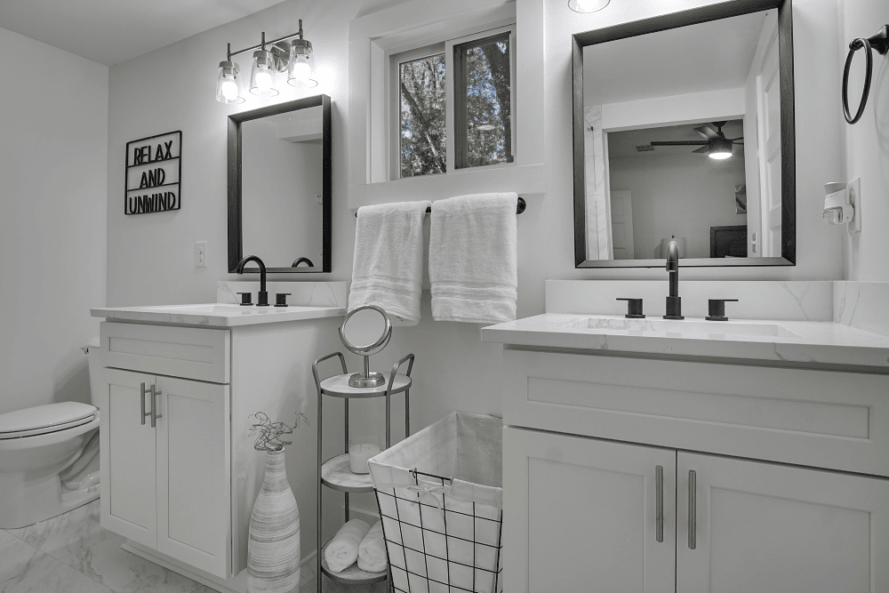 baker_ridge_dr_126-baker_ridge_dr_130